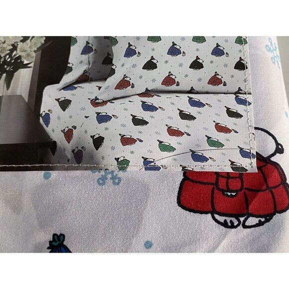 Peanuts Snoopy Puffy Puffer Coat Jacket Sheet Set QUEEN SIZE Multicolor Soft NEW - Picture 9 of 14